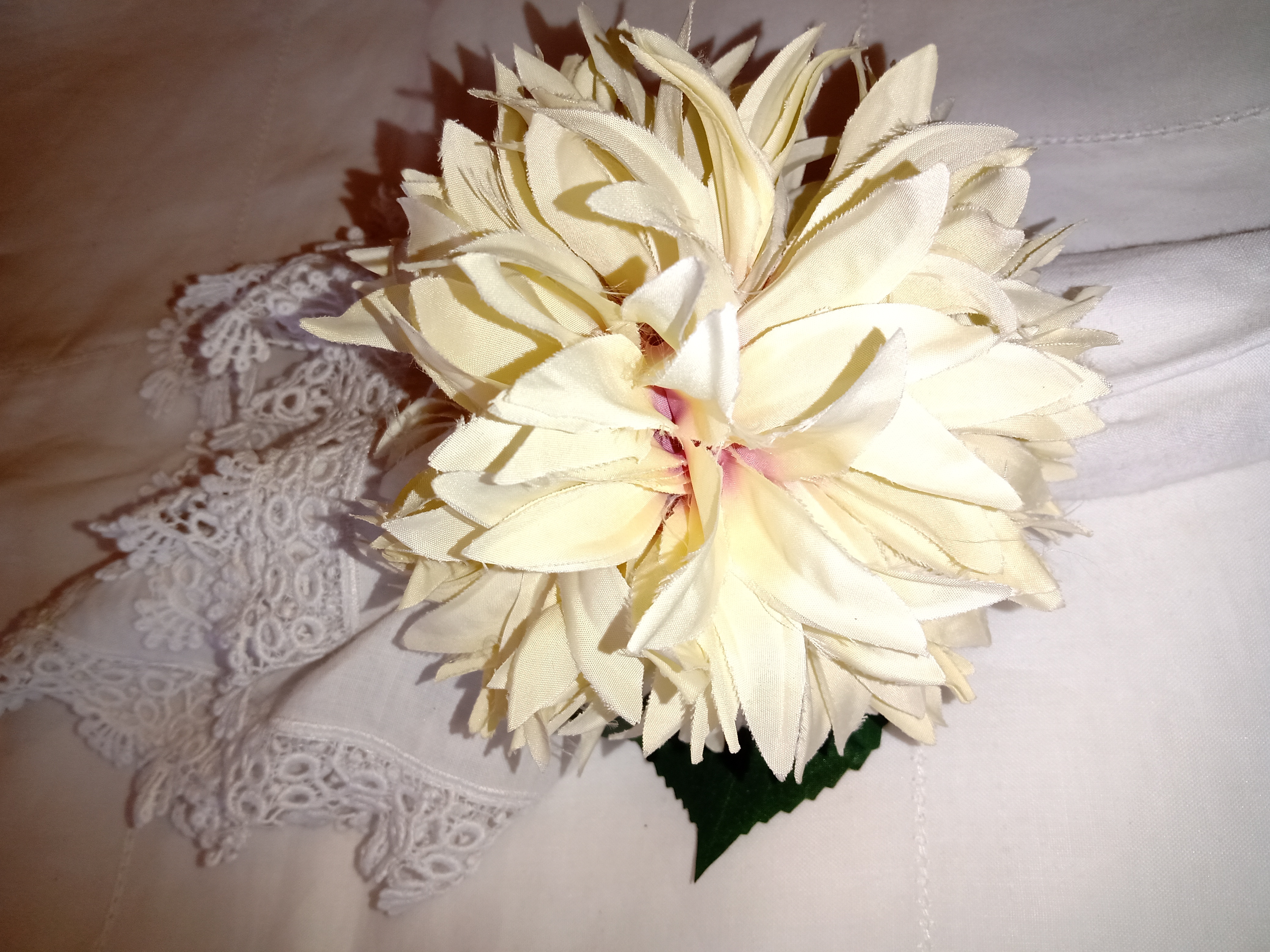 PORTA GUARDANAPO FLOR DALIA BRANCA